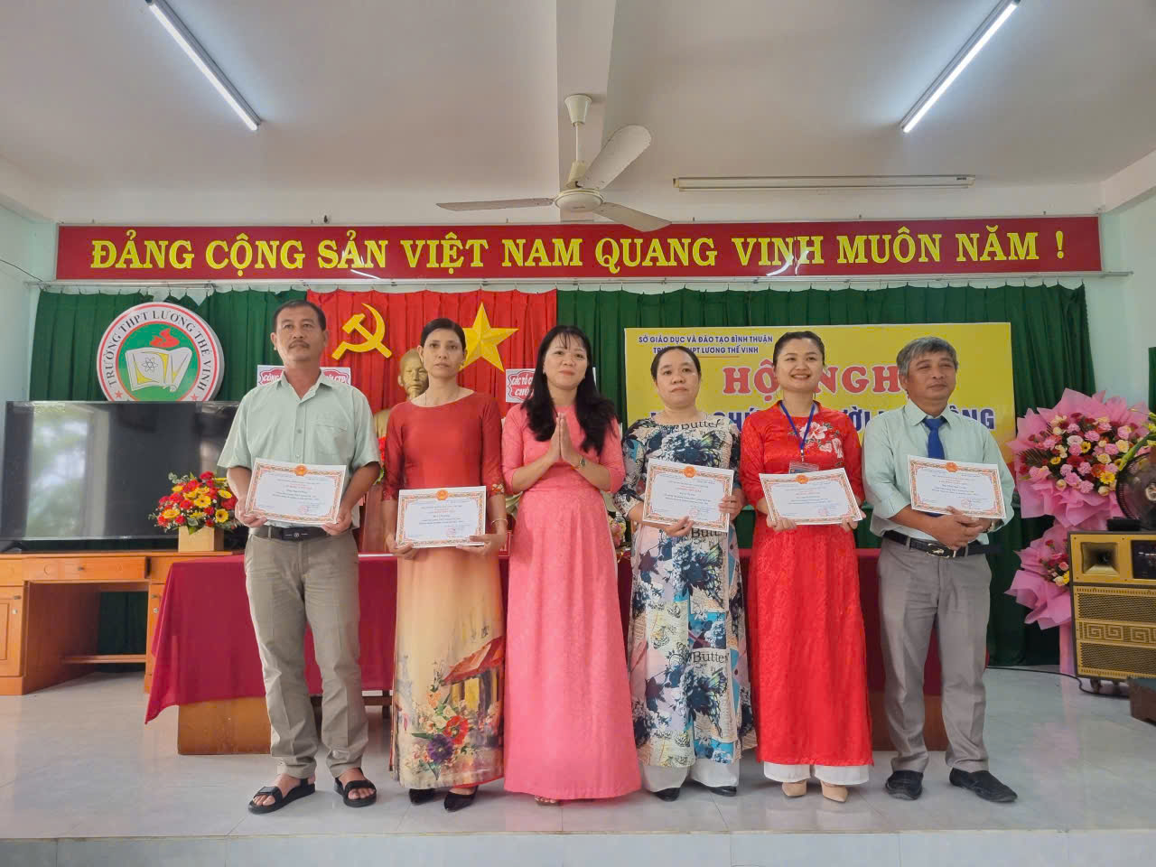 Tổ Văn phòng trường THPT Lương Thế Vinh